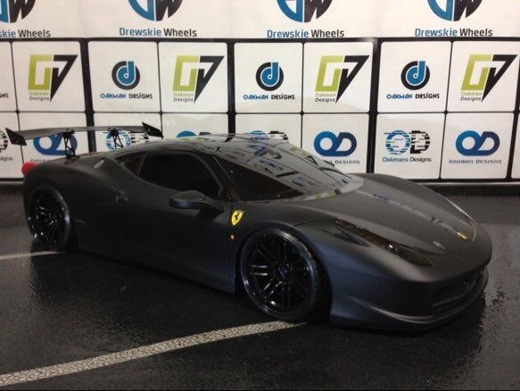 lifegoals's tweet image. this matte black Ferrari 😍