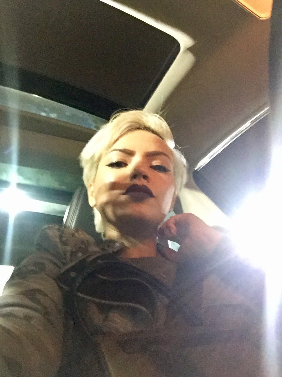 La_Sandunga_G's tweet photo. solo quiero #UnaVidaSencilla y tranquila #EnEneroYo ya del resto del año que se haga el desmadre 😈🇺🇸 https://t.co/Dpses0GXye