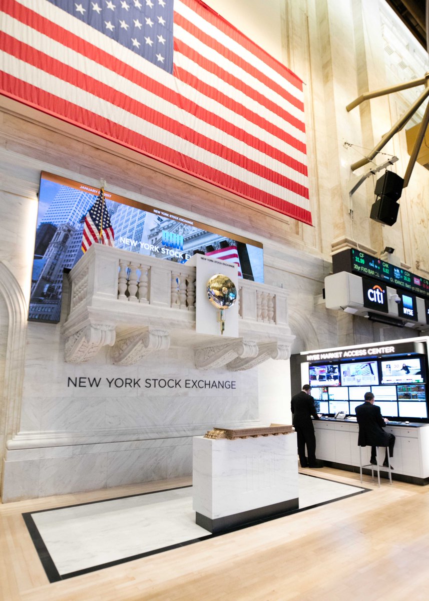 NYSE's tweet photo. The Bell has officially been freed, and its 😍
#FreeTheBell https://t.co/7Y28W78Tf6