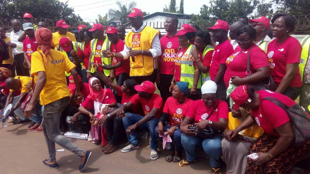 EndPolioNow's tweet image. .@Rotary &amp;amp; @rotaract clubs in Nigeria held a #endpolio rally to raise awareness &amp;amp; vaccinate children against polio. endpolio.org
