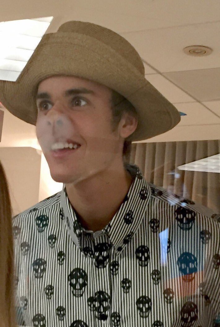 slayedjustin's tweet photo. can't believe this cutie is turning 23 soon it's not possible https://t.co/42QdRMPOmv