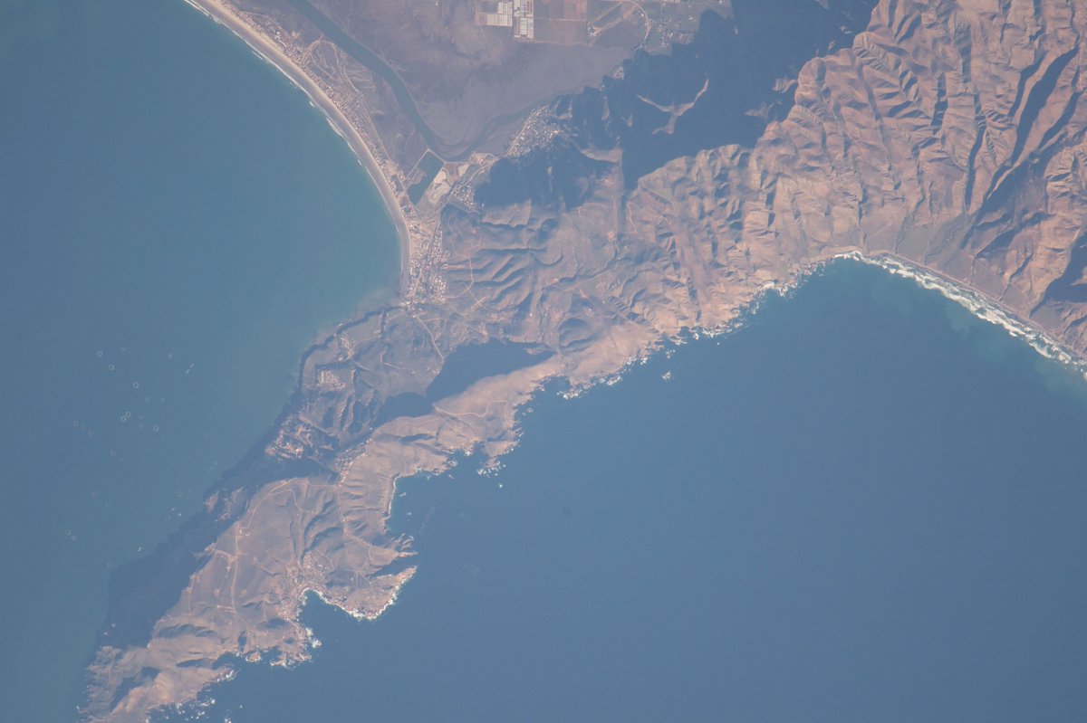 DaveAtCOGS's tweet photo. #LaBufadora marine geyser (lower left) is located on #PuntaBanda, #Mexico. @NASA 1150(!) mm hi-res available map https://t.co/0VpSk6mFn1 https://t.co/eo6SzMb5up