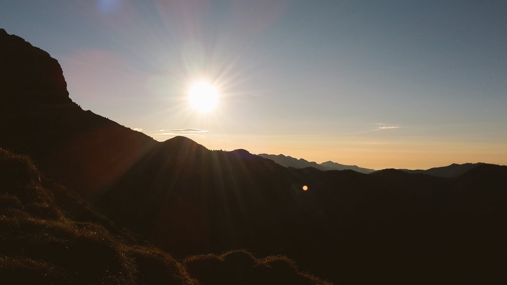ALBERTO_1977_'s tweet photo. #LaCornetta #2054mt #CornaGrande #2090mt @Orobiando @OrobieAlps @TurismoeInnova @daniele_astori @filippogherard4 @inter_valli @altobrembo https://t.co/ko1071thwG