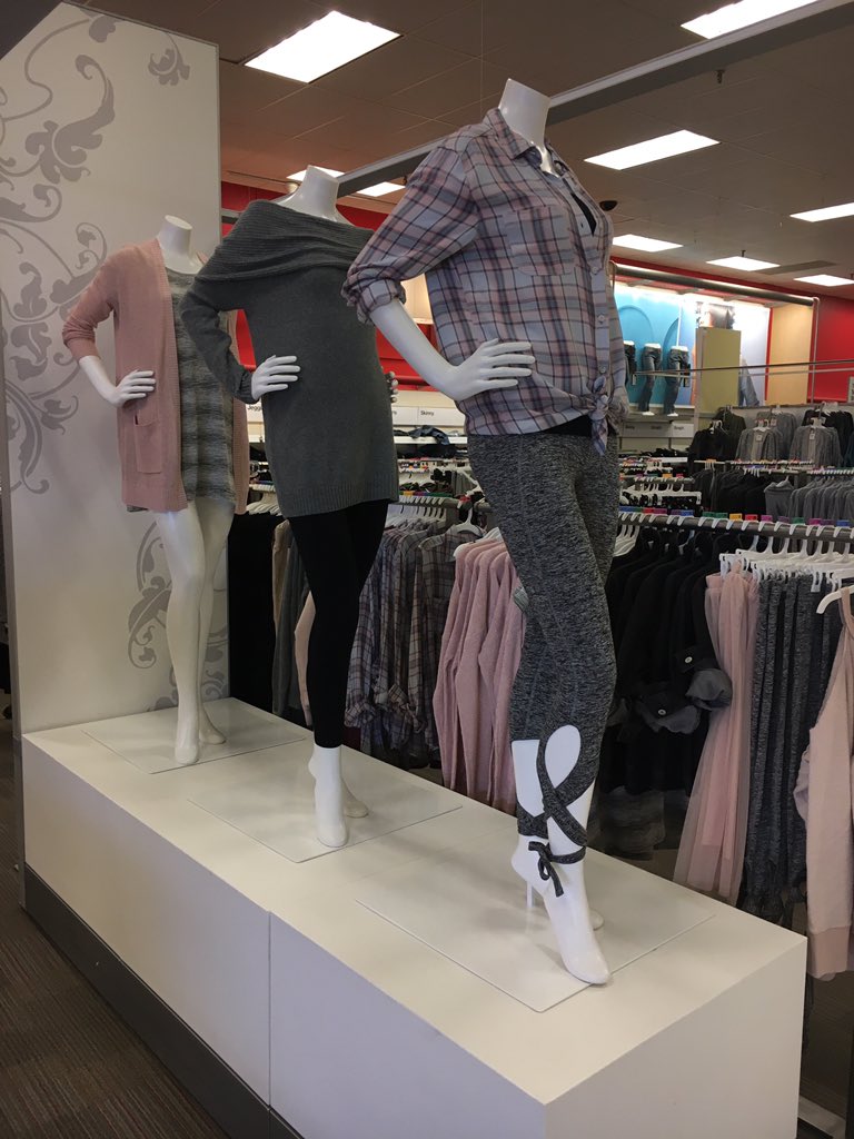 McClim1's tweet photo. Mannequins are ready to dance at T68 @crubaguy @2608Natasha @CristinErdman @JenieBrisson https://t.co/pIOBHNQdho