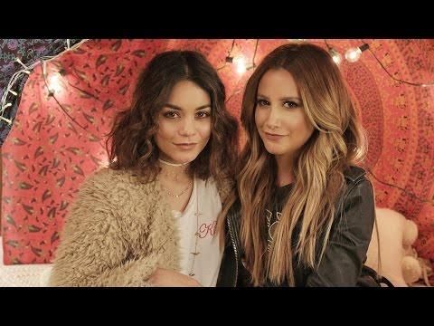 Vanessa Hudgens And Ashley Tisdale Sing Duet Together bit.ly/2hPh5wV