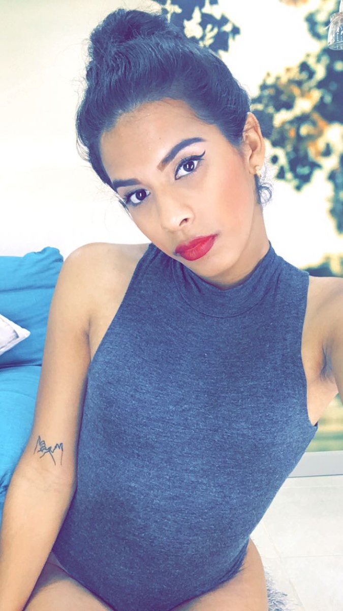kendrasmithts22's tweet photo. I came back
#online now
We are live! #tamoenvivo
https://t.co/E2Bcy2pJXU
@chaturbate  @CamAngelz  @CamChatOn  
 #porn #naked
#blowjob #wet https://t.co/3Jx4Khzdgx