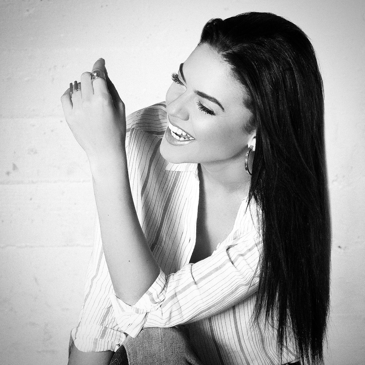 AngelicaCelaya's tweet photo. Me fui a ser feliz
No se cuando volveré ! 
📸 @whaitecanvas 💄@realizzz https://t.co/WN3kN2i5On