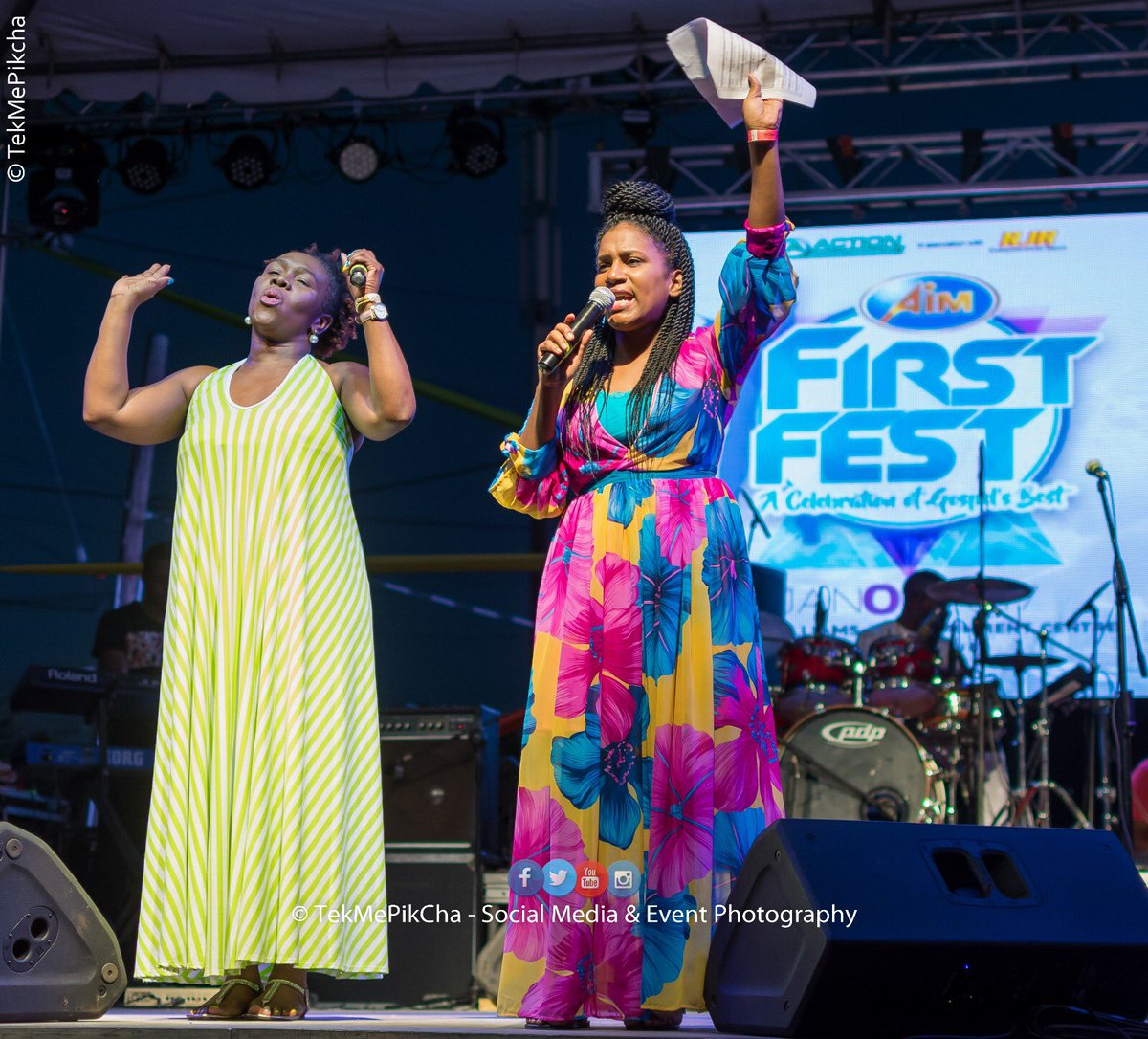 DJRebirth116's tweet photo. #DJREBIRTH EXCLUSIVE || MC's @NadineABlair & @Basillia @ #FirstFest2017 courtesy of @tekmepikcha https://t.co/xieKzx90GQ