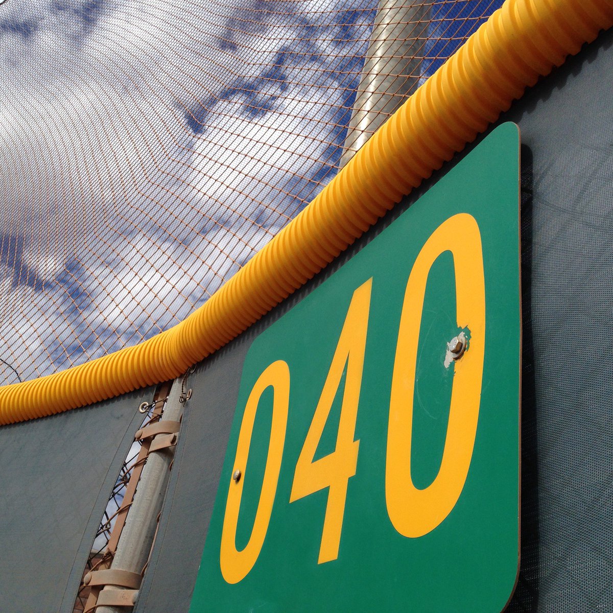 RawlingsSports's tweet image. Only 40 days until the first pitchers and catchers report for Spring Training! Is it Spring yet? #InSearchOfSpring #Rawlings