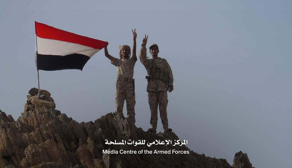 AhmedShabeh's tweet photo. علم الجمهورية اليمنية يرفرف في #بيحان  #شبوة 
الجيش يحررمنطقة نصب الساق المطلة على الطريق الرابط بين شبوة #مأرب ويحرر موقع المقيربة و5مواقع https://t.co/9E0MKsFtN3
