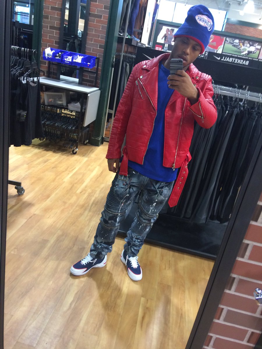 SquadBoy_Cae's tweet photo. I made a Promise to myself 💯💸 https://t.co/v2rdQd8IVt