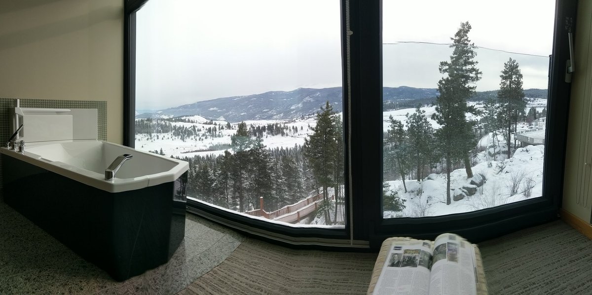 Coritheawesome's tweet image. Reading my link in the beautiful sparling hill resort #sait100 #link