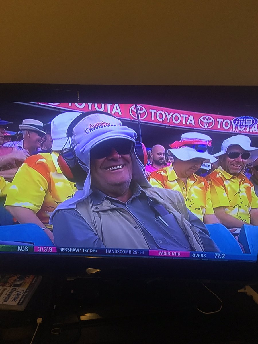 Caphat4hat's tweet photo. G'day @IanHealy u were talking about my #aussie #sunprotection invention yesterday #caphat4hat @TheTodayShow @SylviaJeffreys @CricketAus https://t.co/h44IeW7T0D