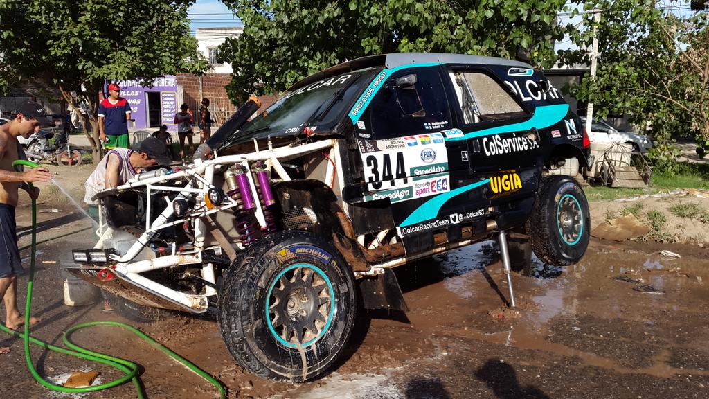 Muy buena tarea de equipo !! Muchas gracias !! La bestia se ganó un buen baño 😂 #dejalo todo @ColcarRT <a href="/soleCRT/">Sole Prieto</a> <a href="/PITUSCHOLZ/">Sebastián "Pitu" Scholz</a> <a href="/patosilvasport/">Pato Silva</a>