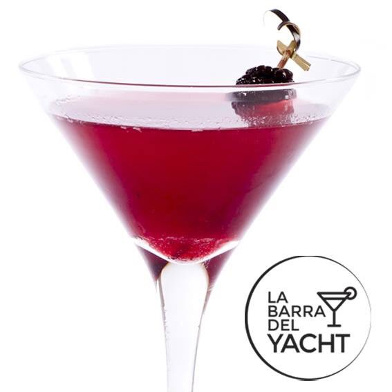 Yachtptomadero's tweet photo. #Cocktails #LaBarradelYACHT 🍹 🍸 🍹 🍸 🍹 🍸
Russian Red: Hesperidina + Vodka + Frutos Rojos
https://t.co/65NMM0mole | @YACHTptomadero https://t.co/119K26v56l