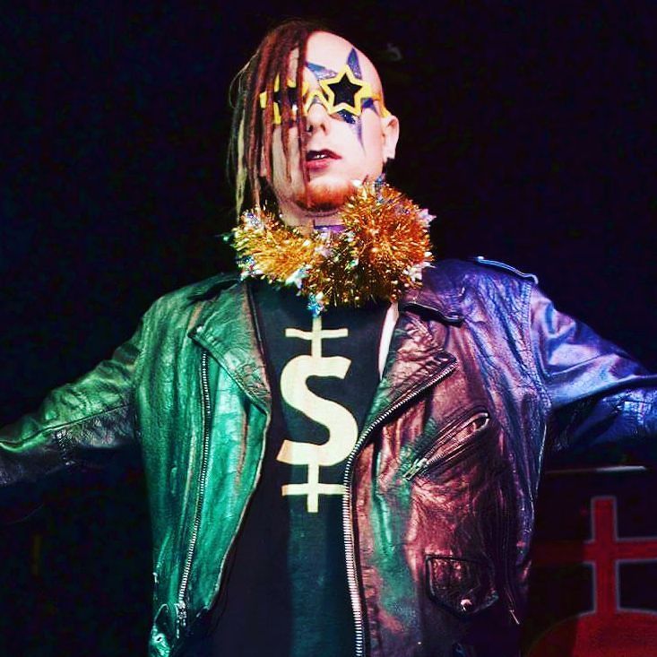 thestardaddy's tweet photo. #stardaddy photo by @kitty_munster_photography ⭐🌜⭐🌜
#justinsymbol #godbombs #live #tour #rock #industrial #metal #a… https://t.co/HTR1B5WL8X