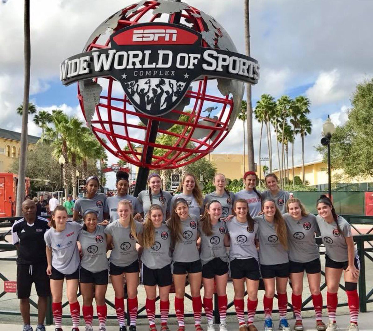 Docgirls's tweet photo. Congratulations to Beach FC 00G Red who finished as Finalist in the Disney Showcase. #Beachfcproud. #CCLproud https://t.co/I5lZZPbpXQ