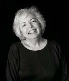 Happy birthday, Thelma Schoonmaker. She\s a brilliant editor & crucial to Scorsese\s development as a director. 