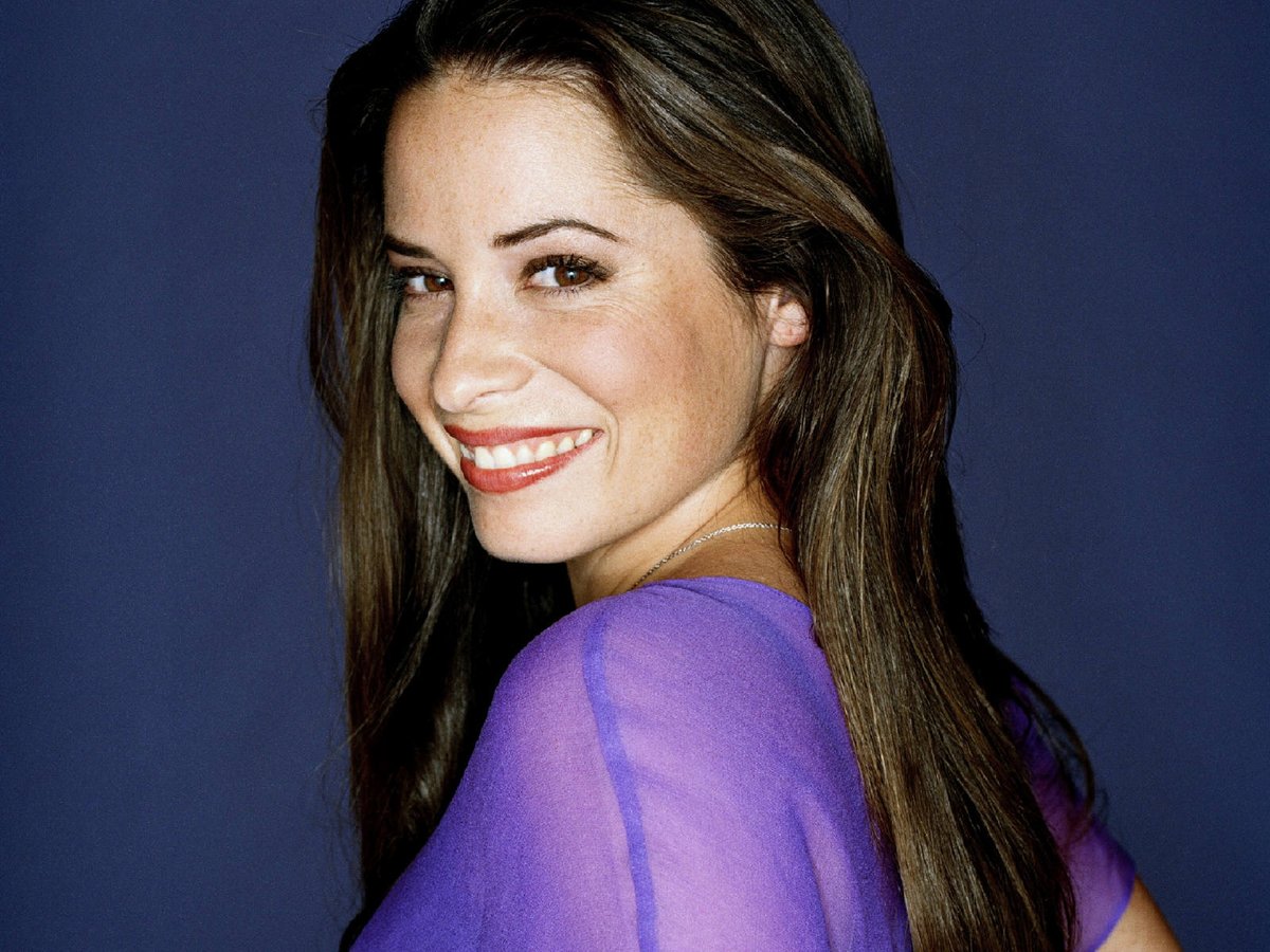 Marie piper. Holly Marie Combs. Холли Мари Комбс 2022.