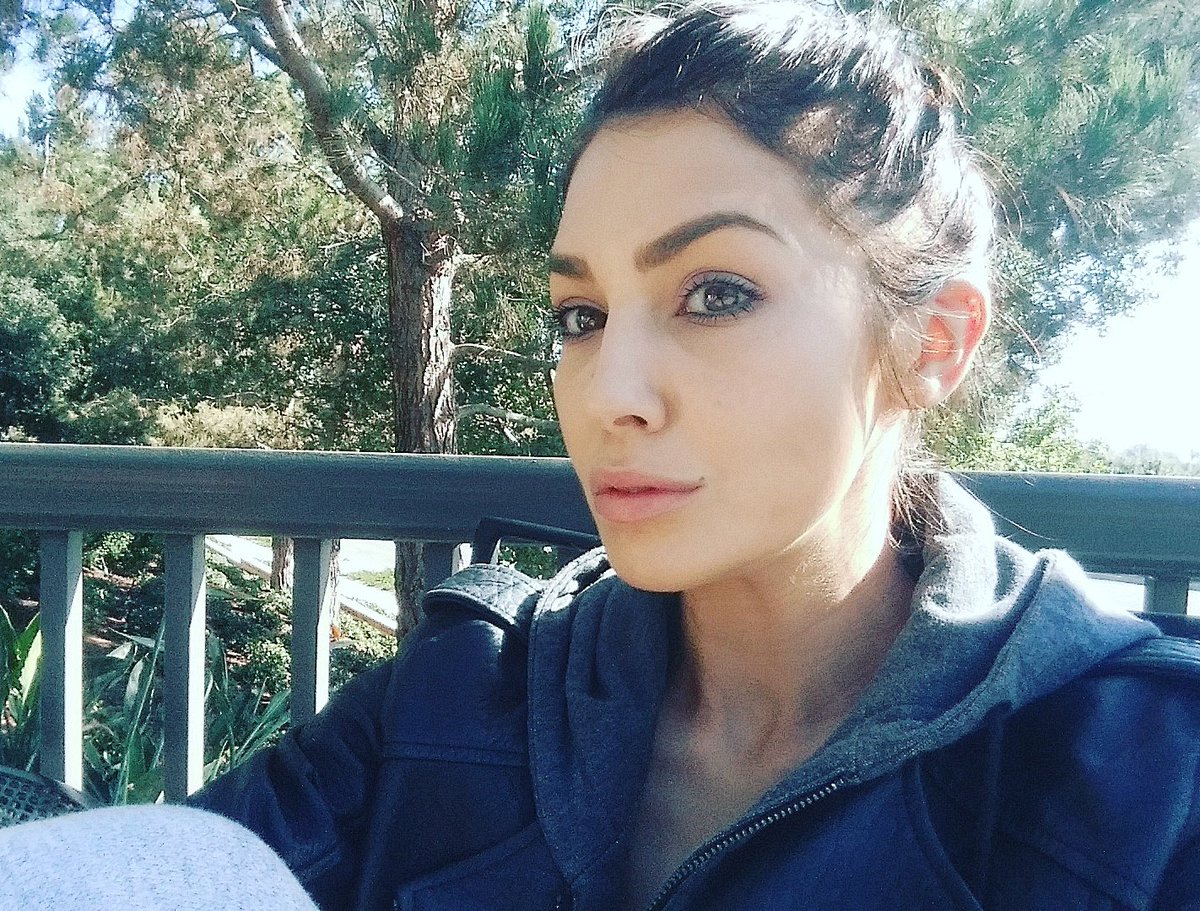 🌞🌱🔥🌴💧😆😎
#socal #sunnydays #whenhetellsyoutocutback #smokethatjoint #medicalcannabis #backtowork #thatcannabislifestyle #missthesun