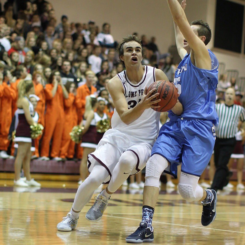 Nate Harkness leads the Knights in scoring at 19.9 pts/g this season. He's also shooting 91.9% from the charity stripe. #LPHoops