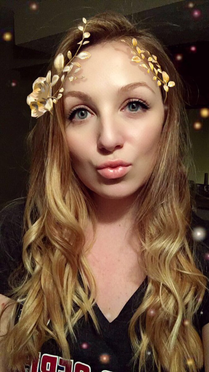 hscanz's tweet photo. This filter gives me life 😩 #basic #idgaf #snapchatforthewin https://t.co/g4rsh2NLdZ