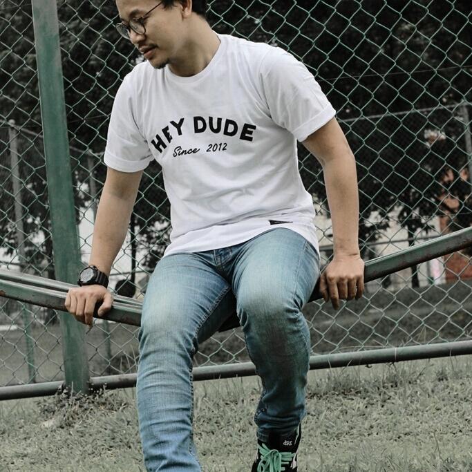 "DUDESMEN" White | Avalilable Size M, L | IDR. 120K (SALE 40%) | Order SMS/WA 081284379262