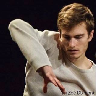 fdffinfo's tweet photo. 【WS参加者募集中!】①Edouard Hue (エドワール・ユ) ダンスWS「自由に踊ることの楽しさ〜動きの新たな可能性」2月7日(火)19:00〜(通訳有・先着順)※詳細はこちら>https://t.co/KXjyP4GNI6
#fdff10 #dance #workshop https://t.co/Db3CBLmP81