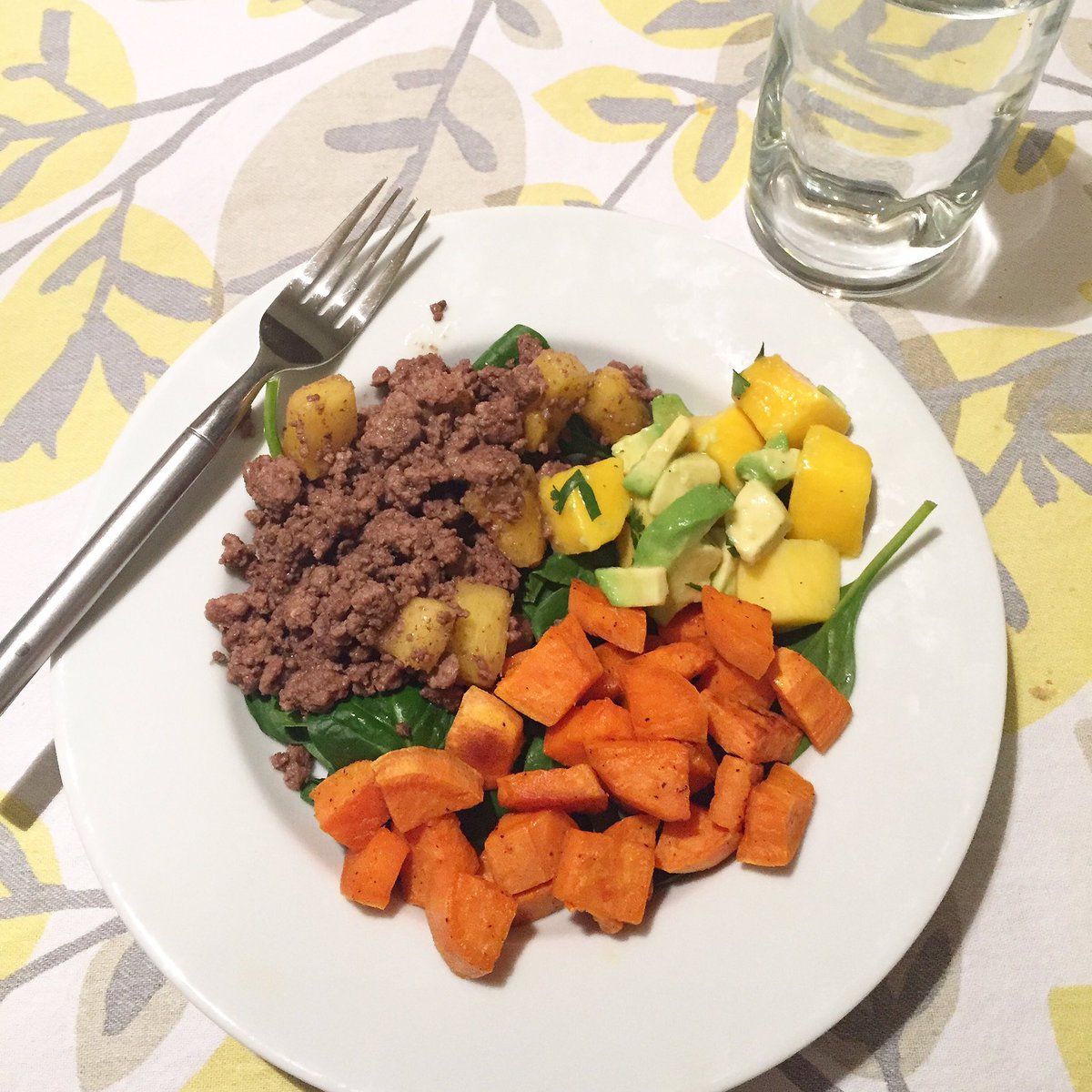 CameeFaulk's tweet photo. Whole 30 might kill me...but dinner was good. #whole30january #whole30 https://t.co/LZDetDA0QO