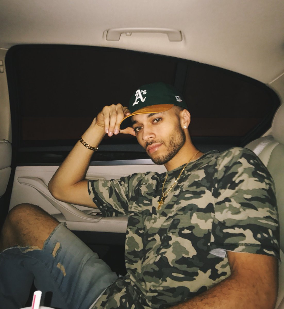 2 months w/ my lovely angel from the bay who always goin' dumb w/ me 😏🤘 can't wait for our crazy future ahead of us, I love you 💗🌹