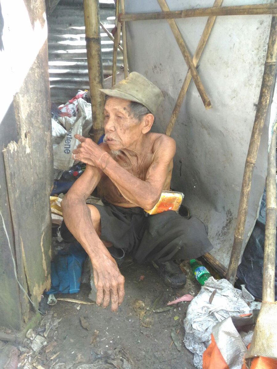 Bagelen Development (@radiohijau) on Twitter photo Kondisi mbah Slamet & mbah Pon. Lokasi Girirejo Timur. Kutoarjo. Cc: monggo cek tkp den <a href="/ganjarpranowo/">Ganjar Pranowo</a> <a href="/jokowi/">Joko Widodo</a> #kutoarjo #purworejo #jateng Kondisi mbah Slamet & mbah Pon. Lokasi Girirejo Timur. Kutoarjo. Cc: monggo cek tkp den <a href="/ganjarpranowo/">Ganjar Pranowo</a> <a href="/jokowi/">Joko Widodo</a> #kutoarjo #purworejo #jateng