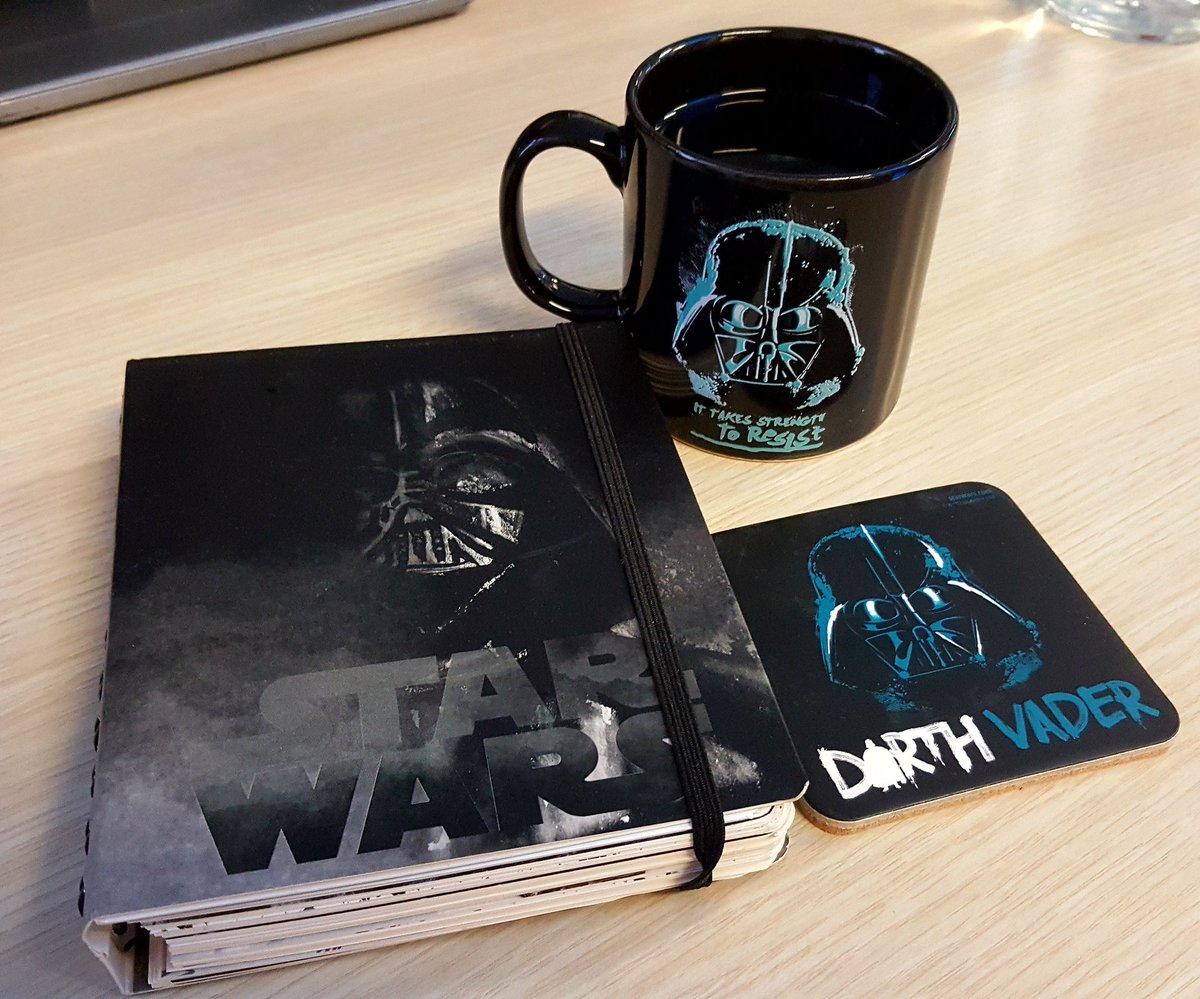 guldengeckin's tweet photo. Karanlık tarafı seçtiysek bir sebebi var #starwars #dakside https://t.co/iPBgosgJGu