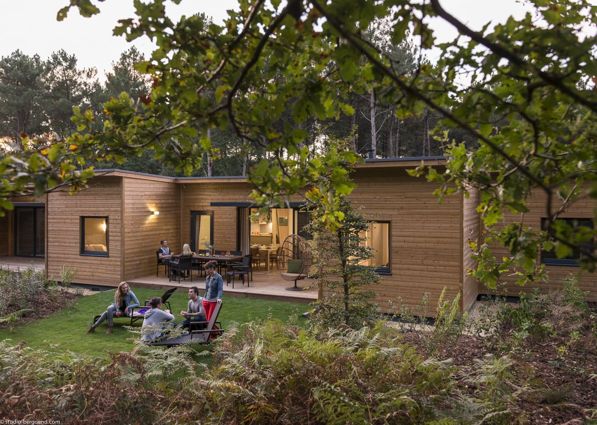 JudyRanai's tweet image. [A LIRE] Et la meilleure destination écotouristique est... un domaine @centerparcsfr ! bit.ly/2hOTJUL via @EconomieMatin #vacances