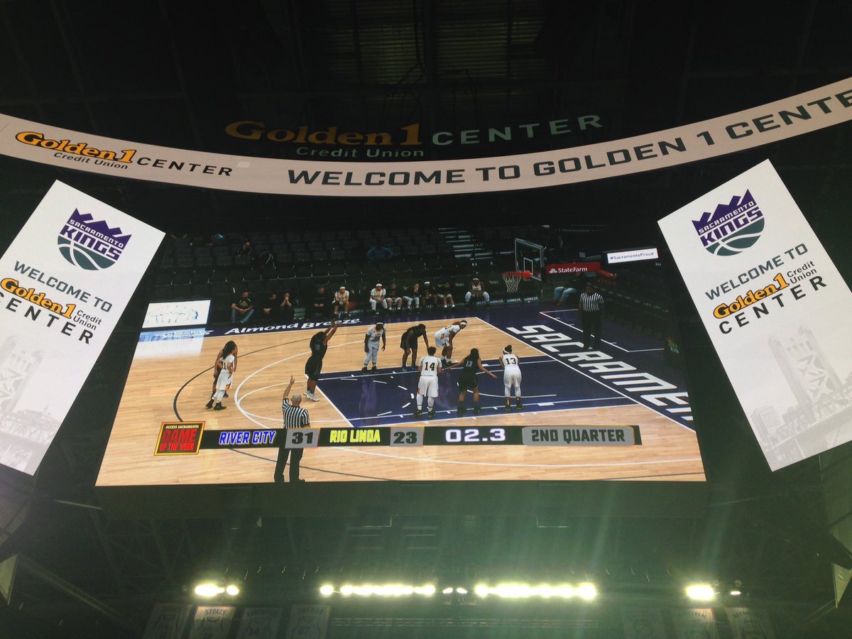krodriguezvp's tweet photo. Girls Varsity playing Rio Linda at the Golden One center...32-23 at half time. Go Raiders! @rivercityhigh #great2bwusd https://t.co/VVztQDR8gS
