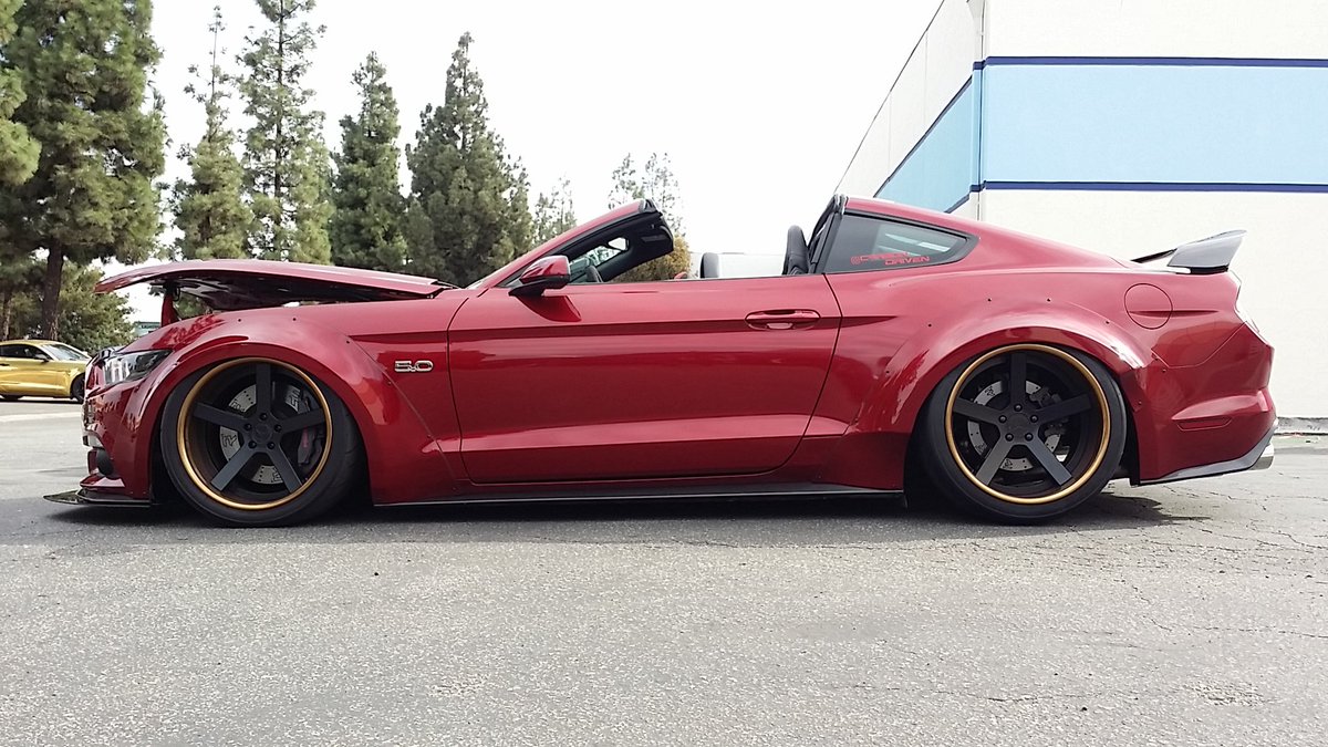 Targa Top Tuesday! 
#carbondriven #targatopmustang #carbonfiber #targatop #empirefabrication #empfab #toyotires #triumphforged #tagtoyo