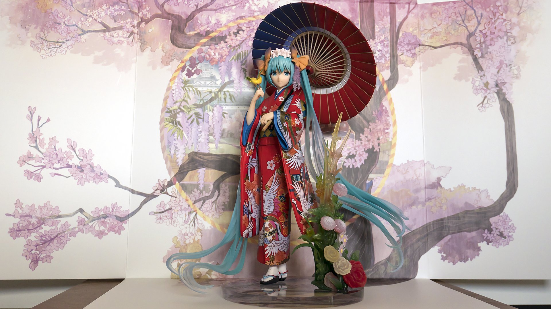 Olor 新年 着物を着たお嫁さんが来てくれました 初音ミク 花色衣1 8 付属している背景のイラストと相まってとても華やかな雰囲気 部屋の片方に和風フィギュアを揃って置きたくなります フィギュア T Co Ek70zs7pe4 Twitter