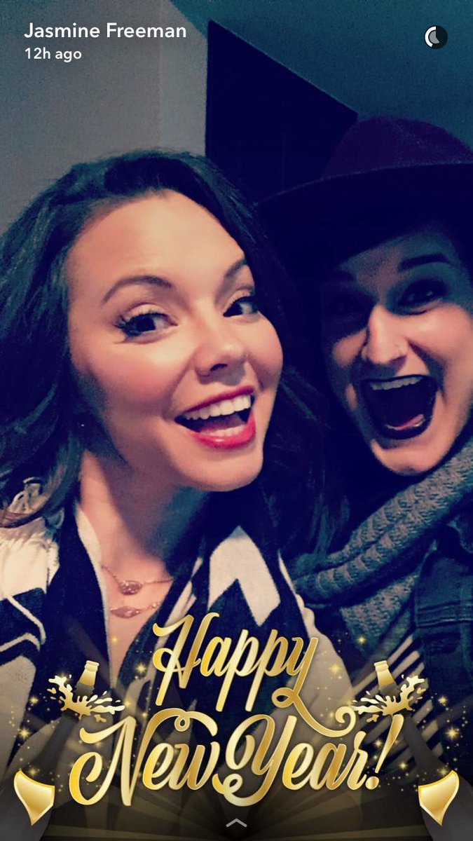 JasmineMFreeman's tweet photo. 2017 is all about the relationships. #friendsfordays #letsdolunch https://t.co/efpNA9UjWN