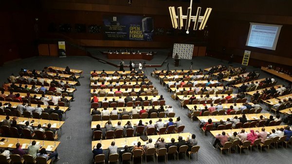 URAuganda's tweet photo. 1800 ; The number of Ugandans that took part in the 9th OpenMindsForum #OMF16 @kampalaserena in May. Biggest OMF audience #2016InPerspective https://t.co/9fbDJDbHtm