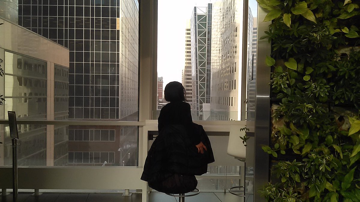GauAnee's tweet photo. Lost in Wonderland. View of downtown #Calgary #TDSquare https://t.co/ffY4CdsBcC