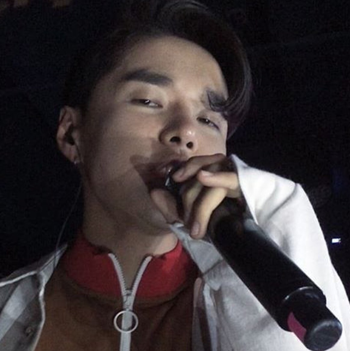 rawtrbl's tweet image. 