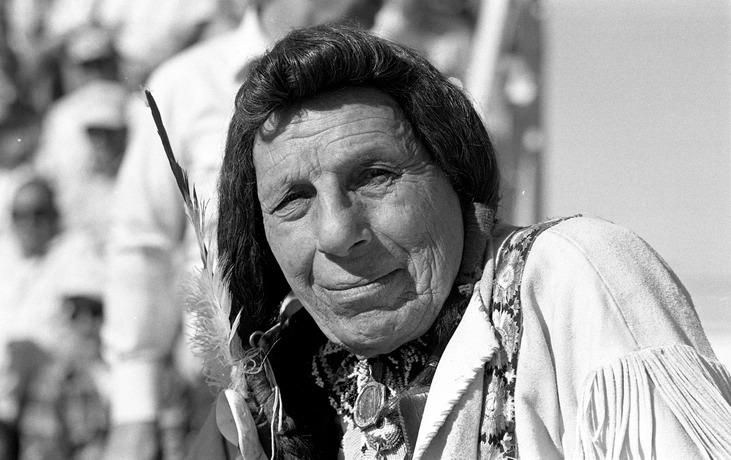 deathbyhibachi's tweet photo. Iron Eyes Cody died #onthisday in 1999.

Famous for this "Keep America Beautiful" PSA - https://t.co/CUy380OnR0 https://t.co/8tNQUNUp9d