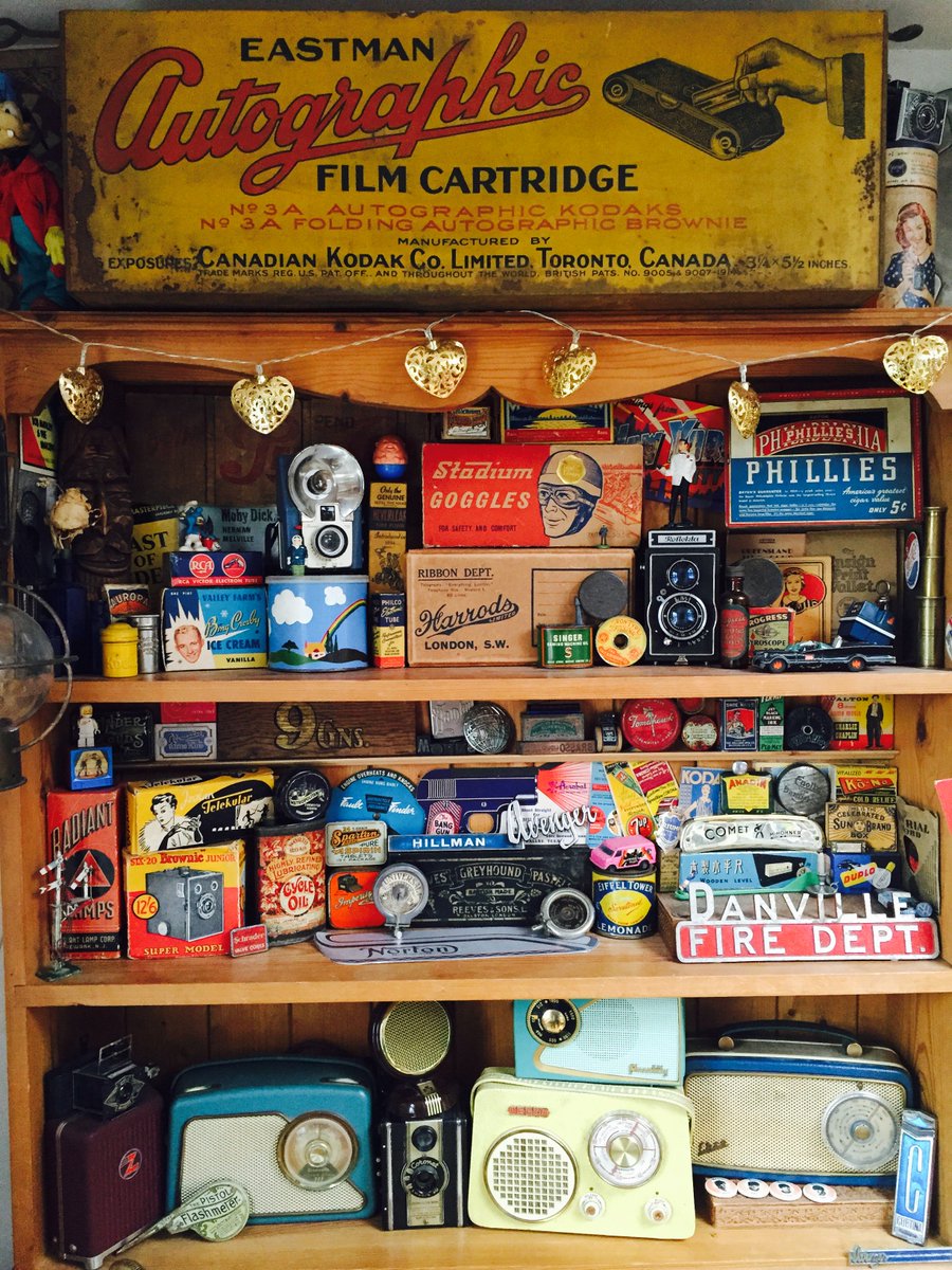 oldbrownshoo's tweet photo. #vintageadvertising #kodak #bootsalefinds https://t.co/ibOJhDdpgf
