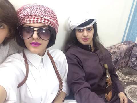 لاسامحك ياكرت ابو زاير وتمديده ولاسامحك يامكتب تواعدني بتجديده 
انا مشتاق لاارض اليمن شوقي لها زيده