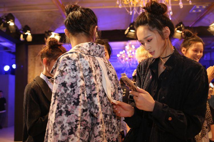 Veki551155's tweet image. #blockchain meets fashion in bid to fight the fakes - nikhilam #ethereum #BitSE #Everledger …