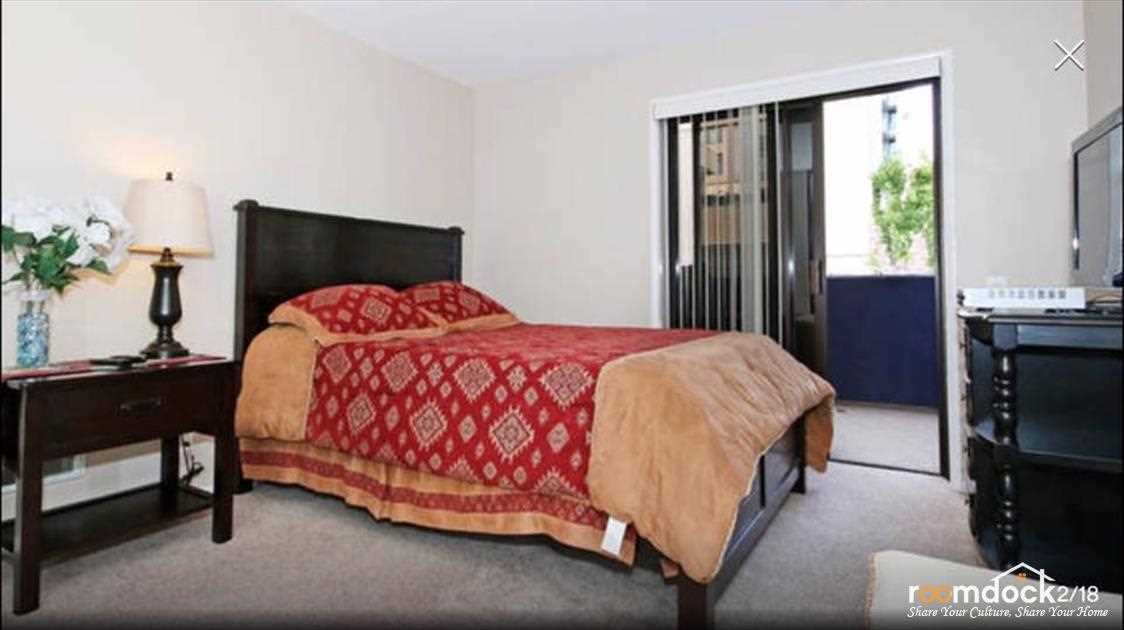 roomdock's tweet photo. Private room for rent in San Diego Downtown area!
#Roomdock #SanDiego https://t.co/8YEXv7ZYDn https://t.co/6Rl0BCHJmm