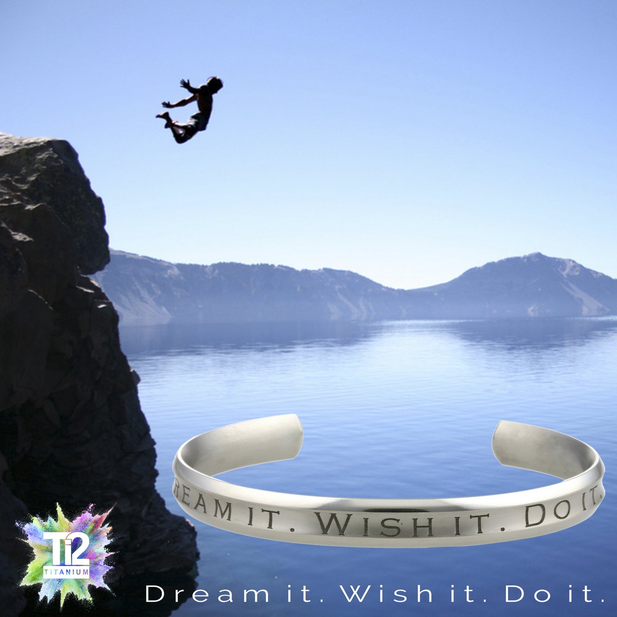 Ti2_Titanium's tweet image. #competition time to win a #bangle worth £155 on FB enter your #newyearsresolution here ow.ly/BkB3307FBBR for a chance to win #goforit