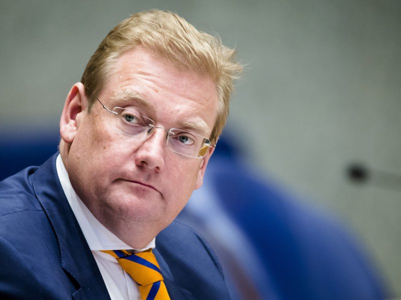 Matthijs85's tweet image. Minister Van der Steur weigert zich uit te spreken 
over privacyschendend 'foto-incident' destentor.nl/regio/apeldoor… | #privacy #Apeldoorn