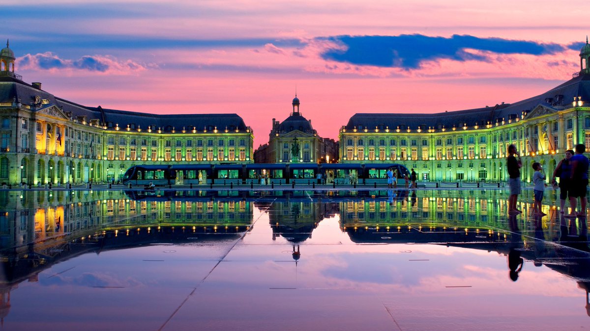 BordeauxTourism's tweet photo. "Los Angeles Times" classe #Bordeaux meilleure destination du monde devant Boston et le Cambodge https://t.co/a5EdQZeb17 🌍 #TopFrenchCities https://t.co/8ELOlrSGpv