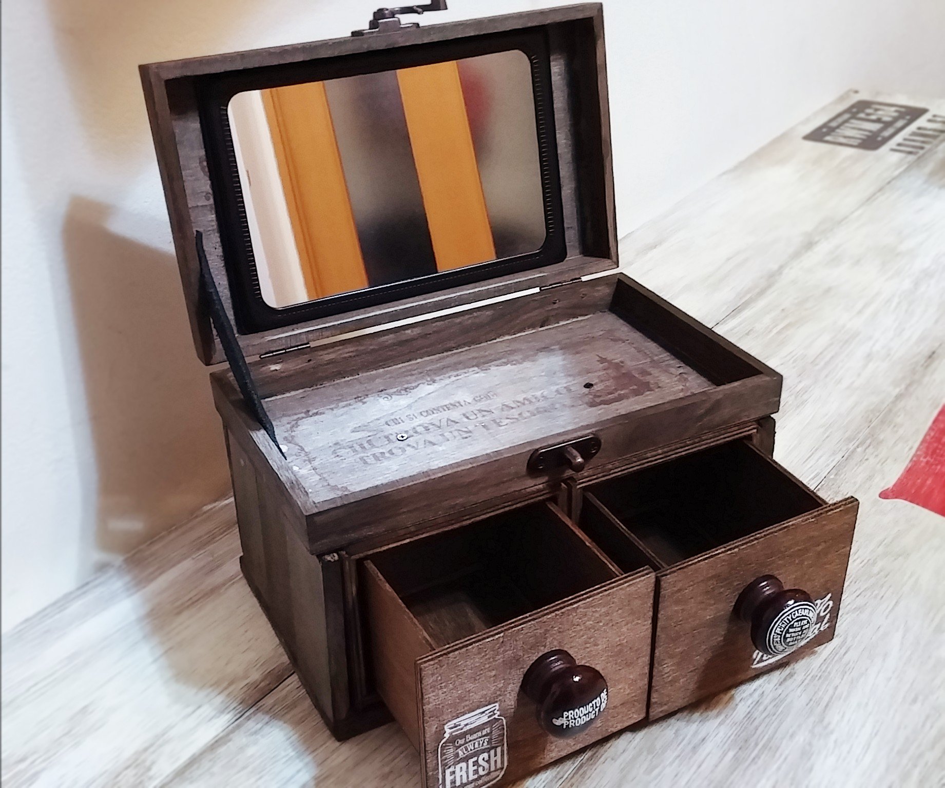 Kiyo Sweet Jewel در توییتر 中はこんな感じ 喜ぶかな 100均ハンドメイド 手作りメイクボックス