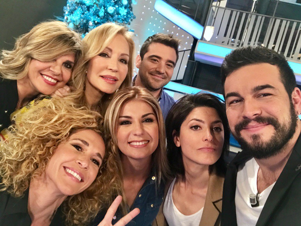 #Contratiempo se estrena este 6 de enero!!!! <a href="/EspejoPublico/">Espejo Público</a> 😜